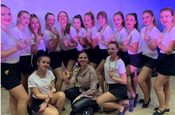 Вітаємо танцювальний колектив  Веснянка з І премією у IV Міжнародному  фестивалі-конкурсі мистецтв  New Festival of Arts